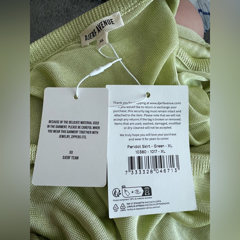 NWT Djerf Avenue Peridot Skirt in Green - Picture 6 of 6